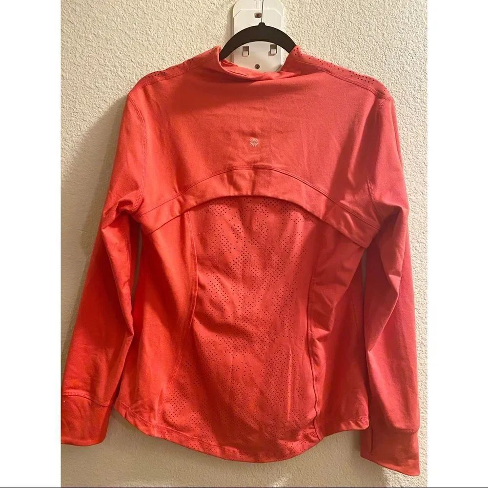 ✨Women's Mesh Laser Cut Full Zip Jacket✨ - Picture 7 of 8
